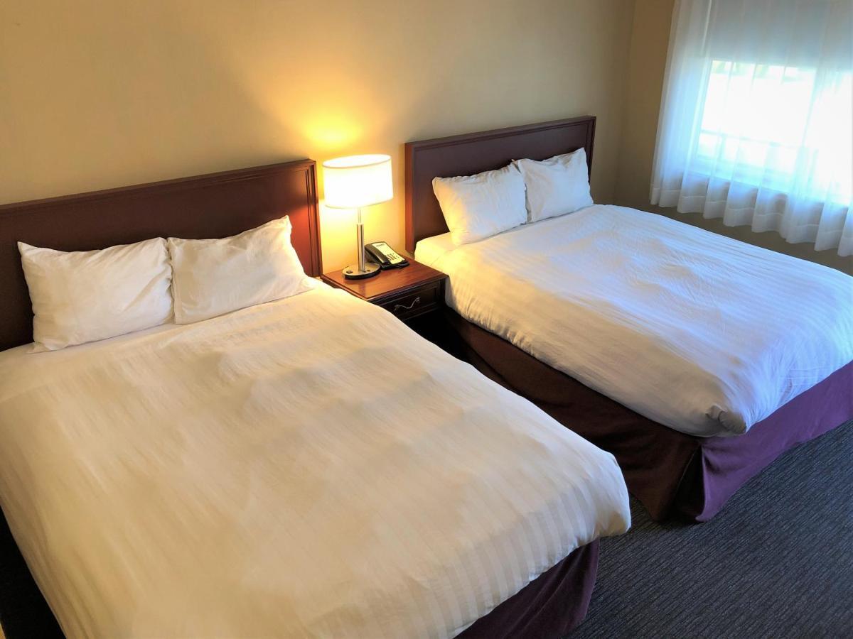Revelstoke Lodge מראה חיצוני תמונה